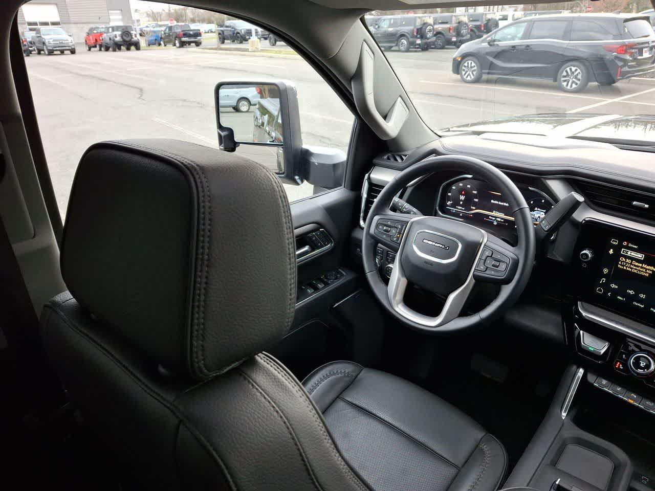 Thumbnail: 2024 GMC Sierra 2500 - 15