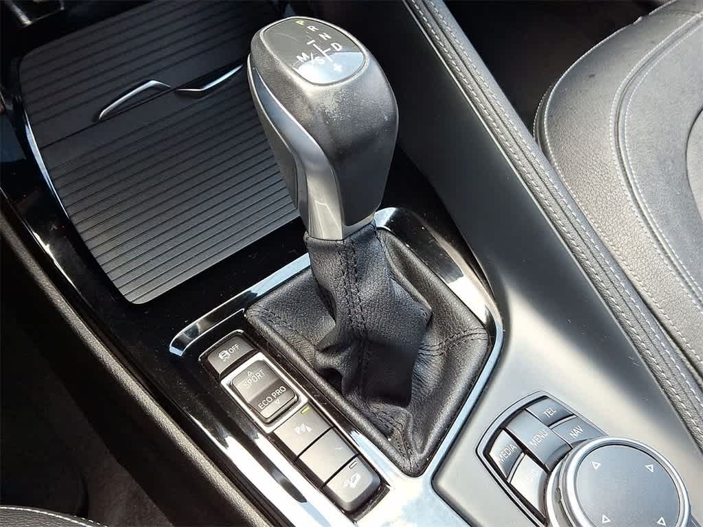 Thumbnail: 2016 BMW X1 - 12
