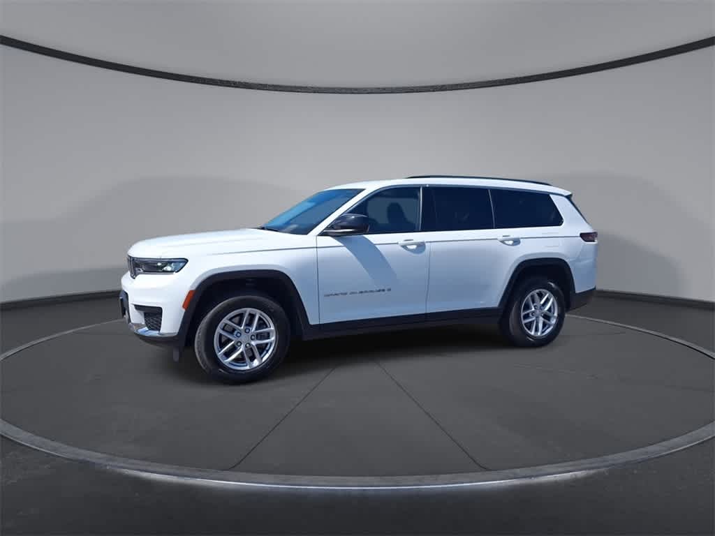 Thumbnail: 2023 Jeep Grand Cherokee - 4