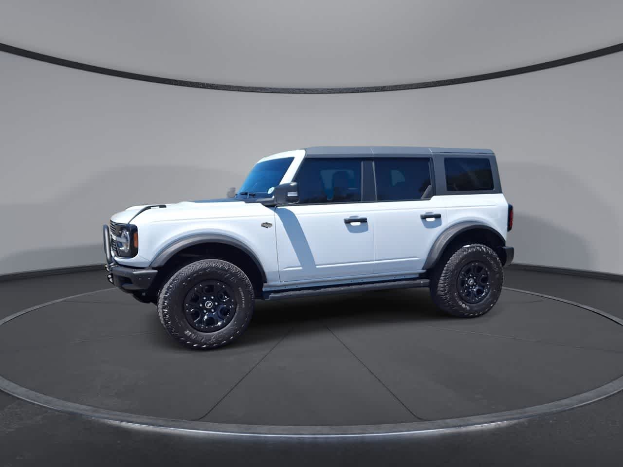 Thumbnail: 2023 Ford Bronco - 3