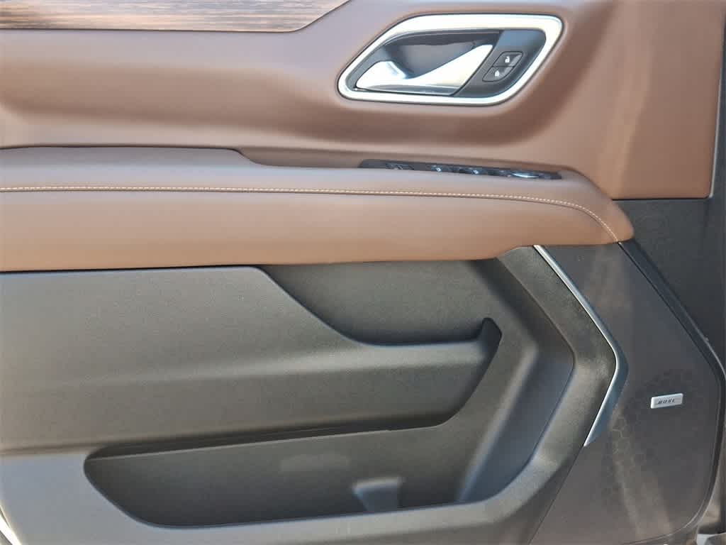 Thumbnail: 2024 Chevrolet Tahoe - 16