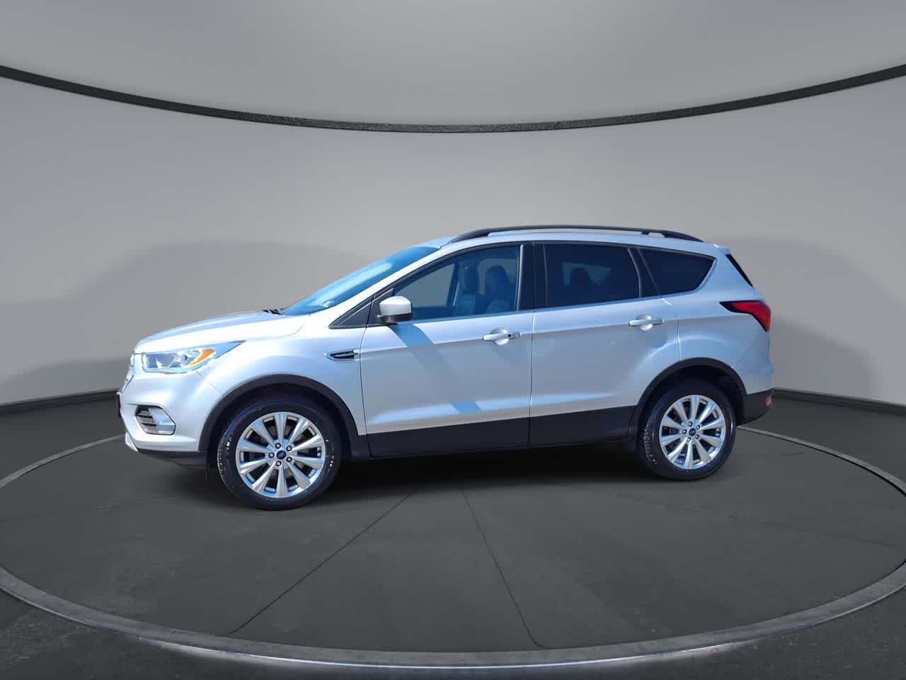 Thumbnail: 2019 Ford Escape - 4
