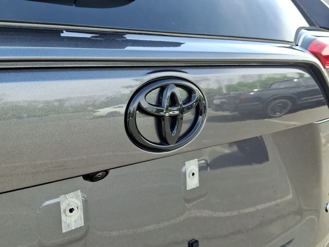 Thumbnail: 2025 Toyota RAV4 - 28