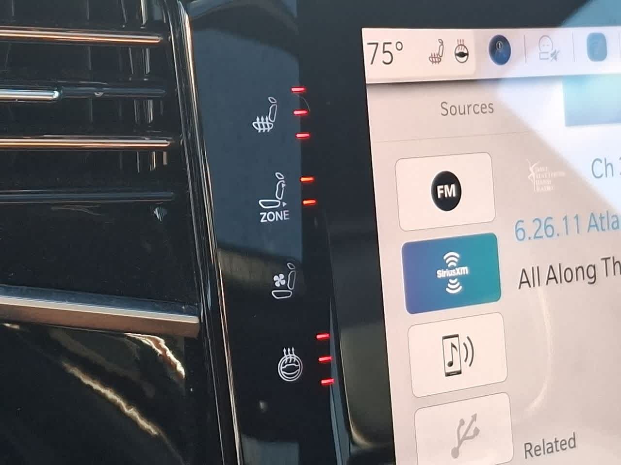 Thumbnail: 2024 Jeep Grand Wagoneer L - 24