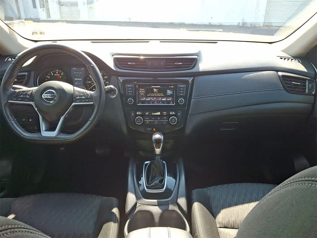 Thumbnail: 2018 Nissan Rogue - 10