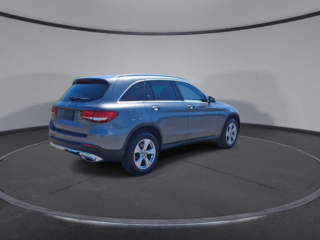 Thumbnail: 2018 Mercedes-Benz GLC - 8