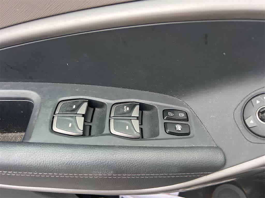 Thumbnail: 2014 Hyundai Santa Fe - 12