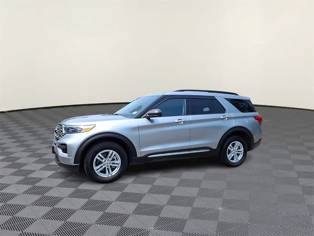 2022 Ford Explorer XLT 4