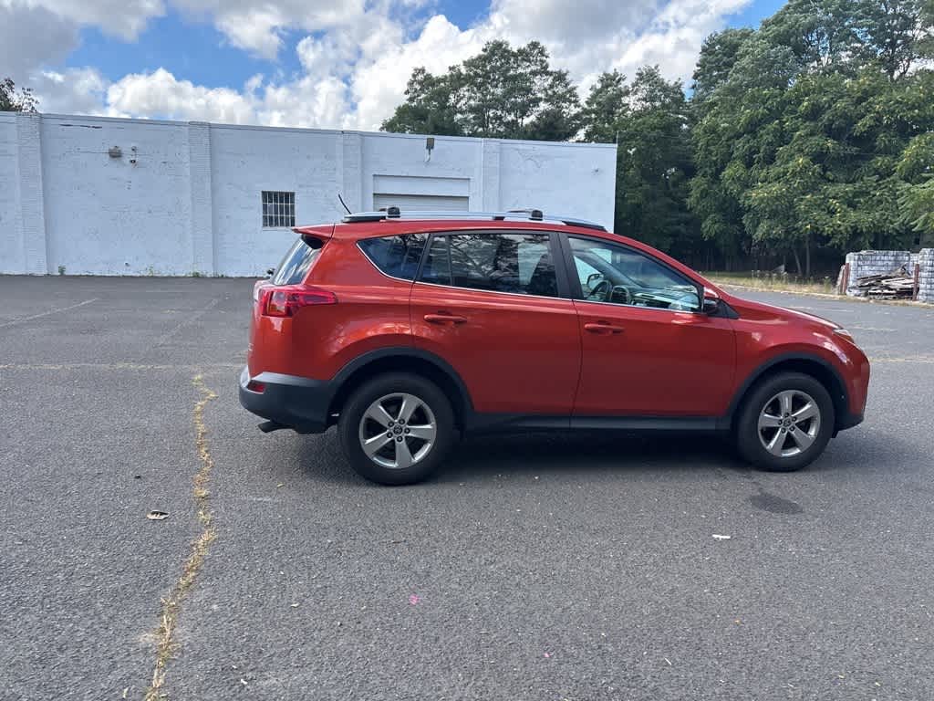 Thumbnail: 2015 Toyota RAV4 - 15