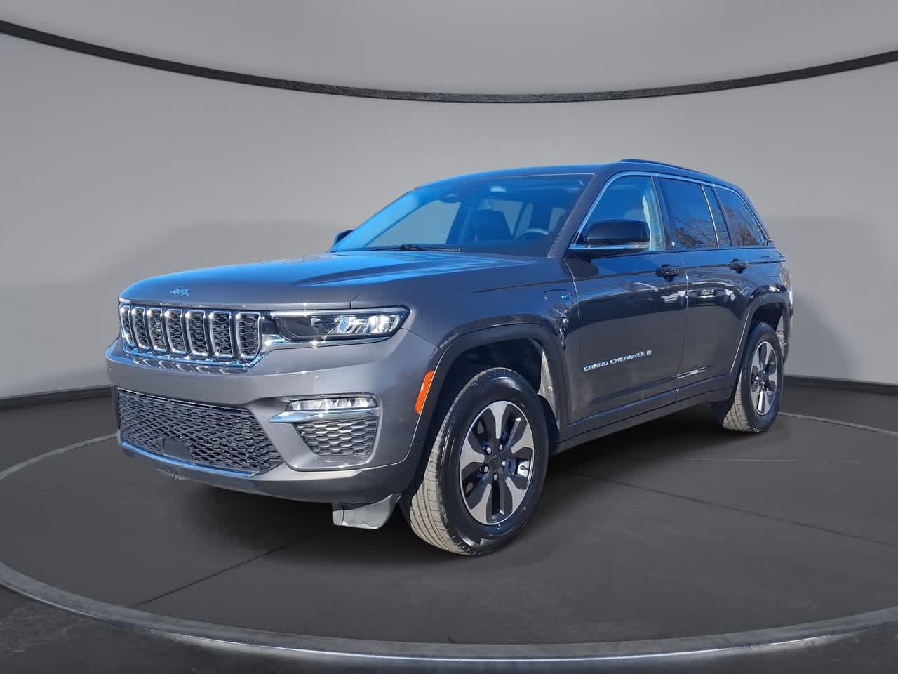 Thumbnail: 2024 Jeep Grand Cherokee - 1