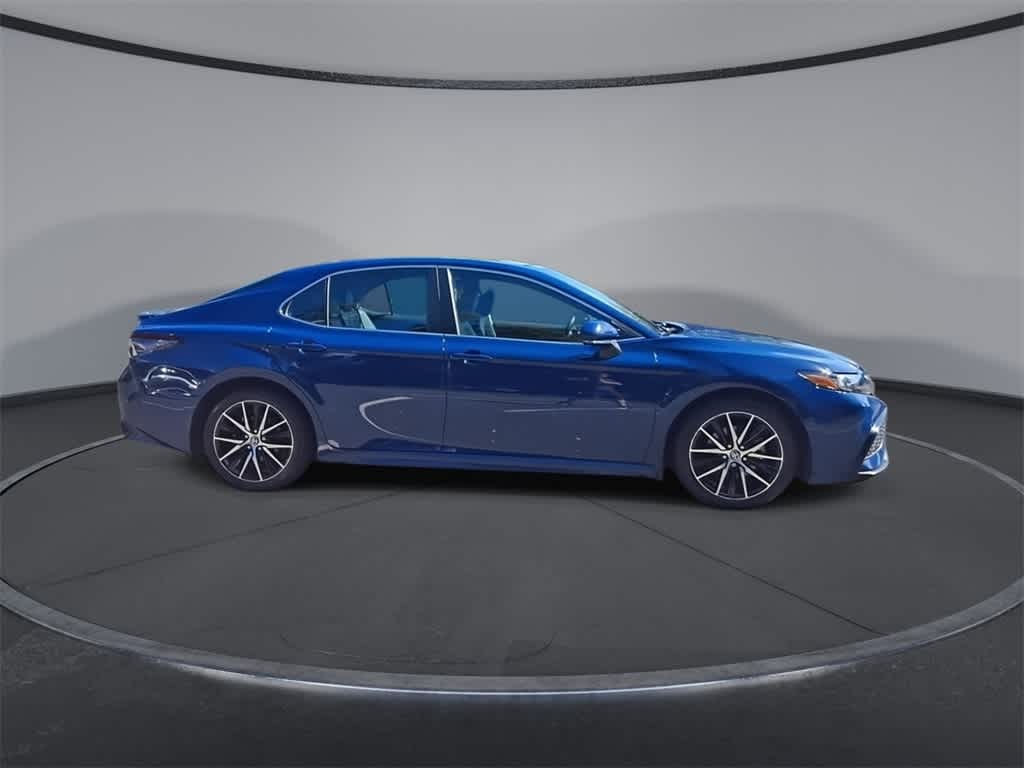 Thumbnail: 2023 Toyota Camry - 9