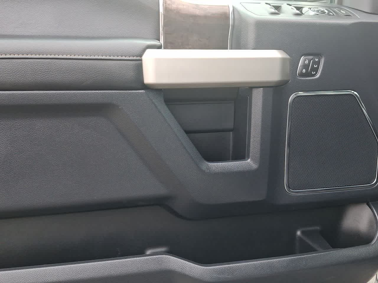 Thumbnail: 2022 Ford F-250 - 16