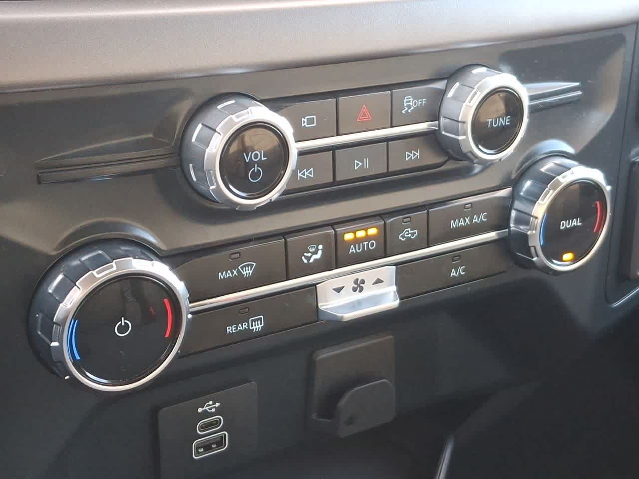 Thumbnail: 2025 Ford F-150 - 25