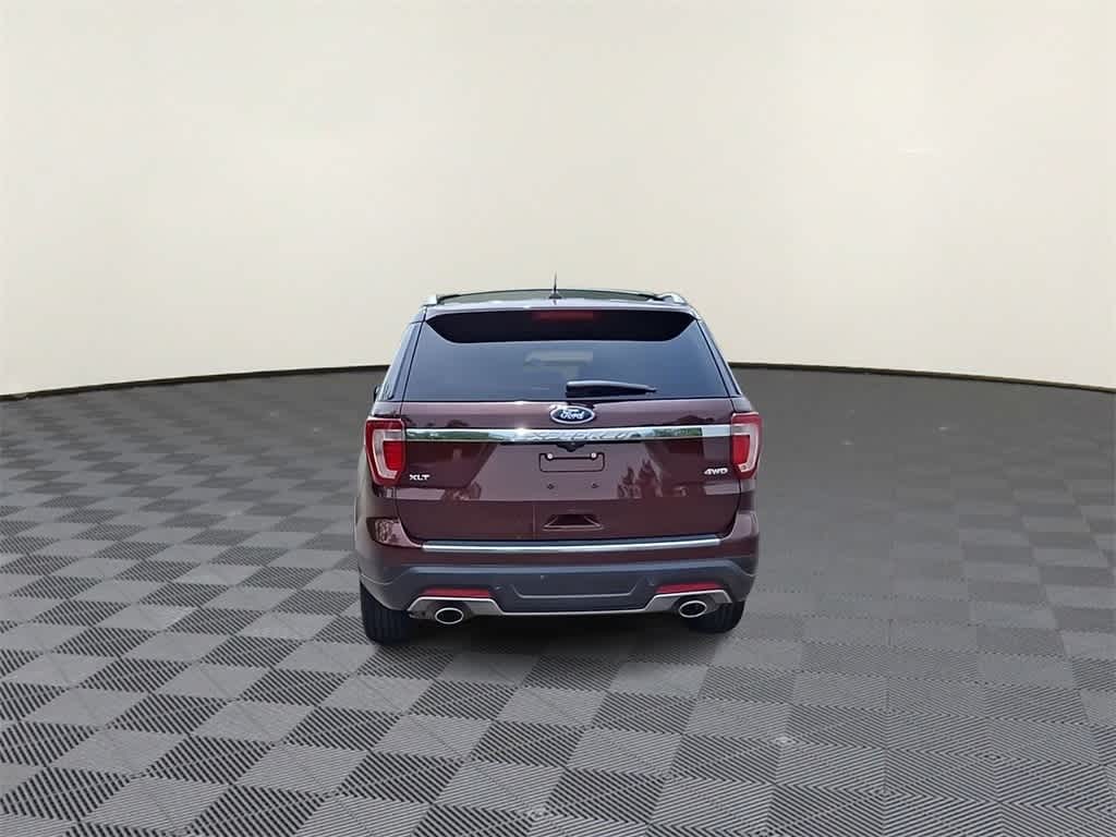 Thumbnail: 2018 Ford Explorer - 7