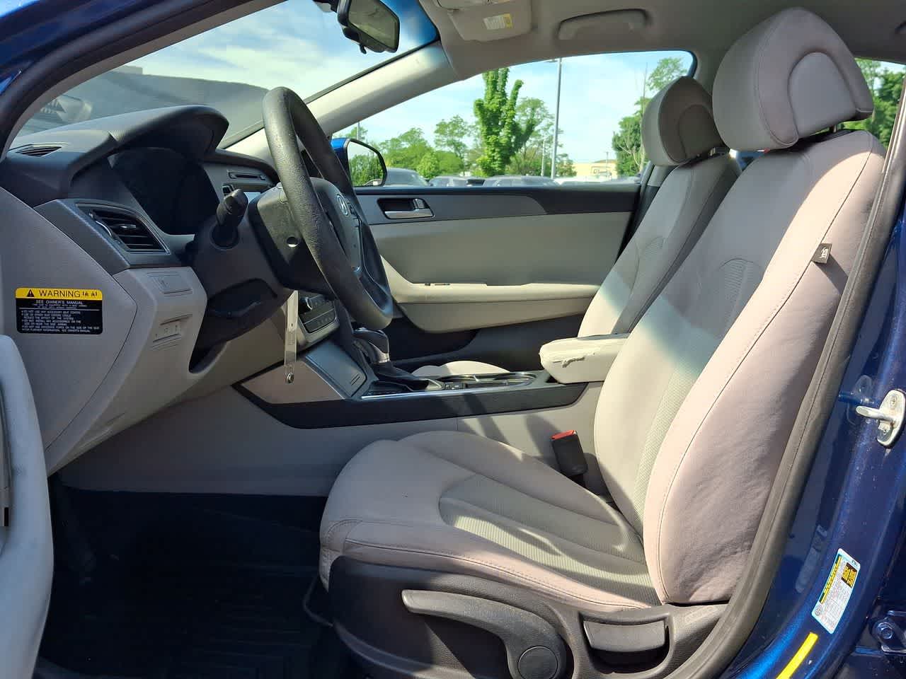 Thumbnail: 2016 Hyundai Sonata - 17
