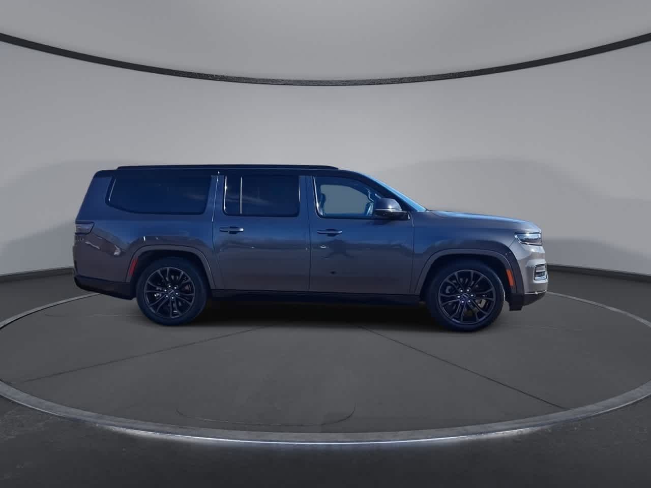 Thumbnail: 2024 Jeep Grand Wagoneer L - 9