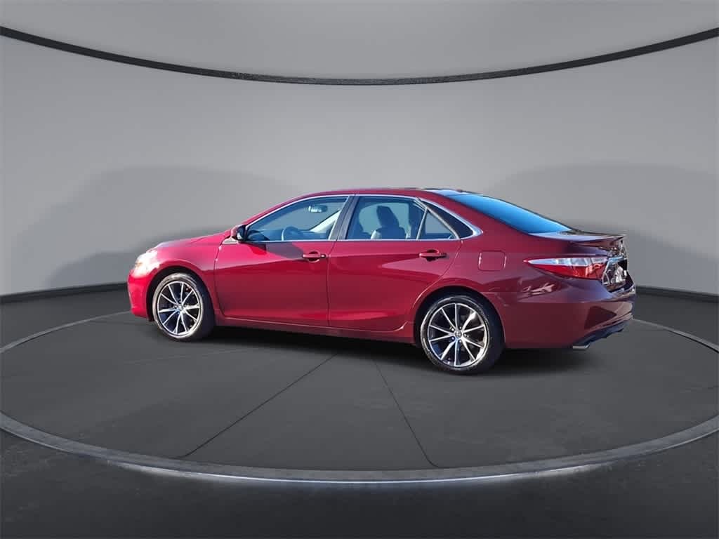 Thumbnail: 2015 Toyota Camry - 6
