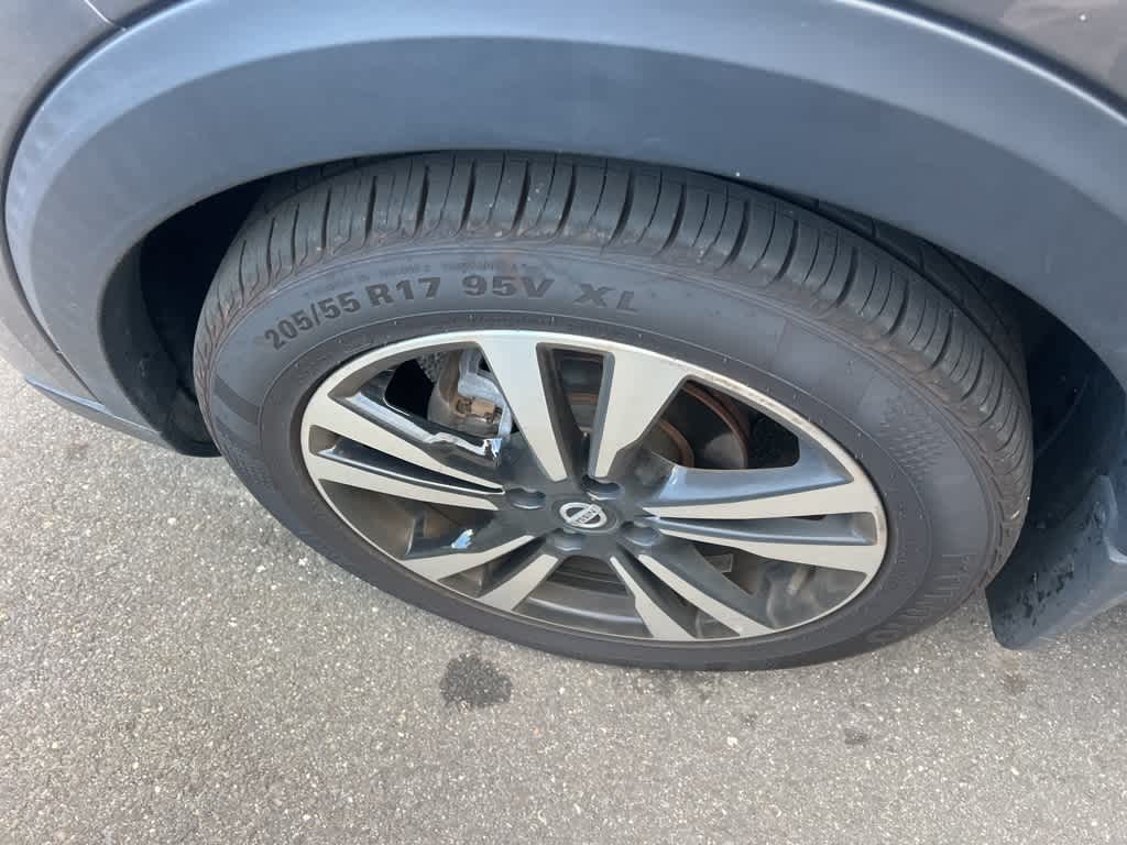 Thumbnail: 2019 Nissan Kicks - 10