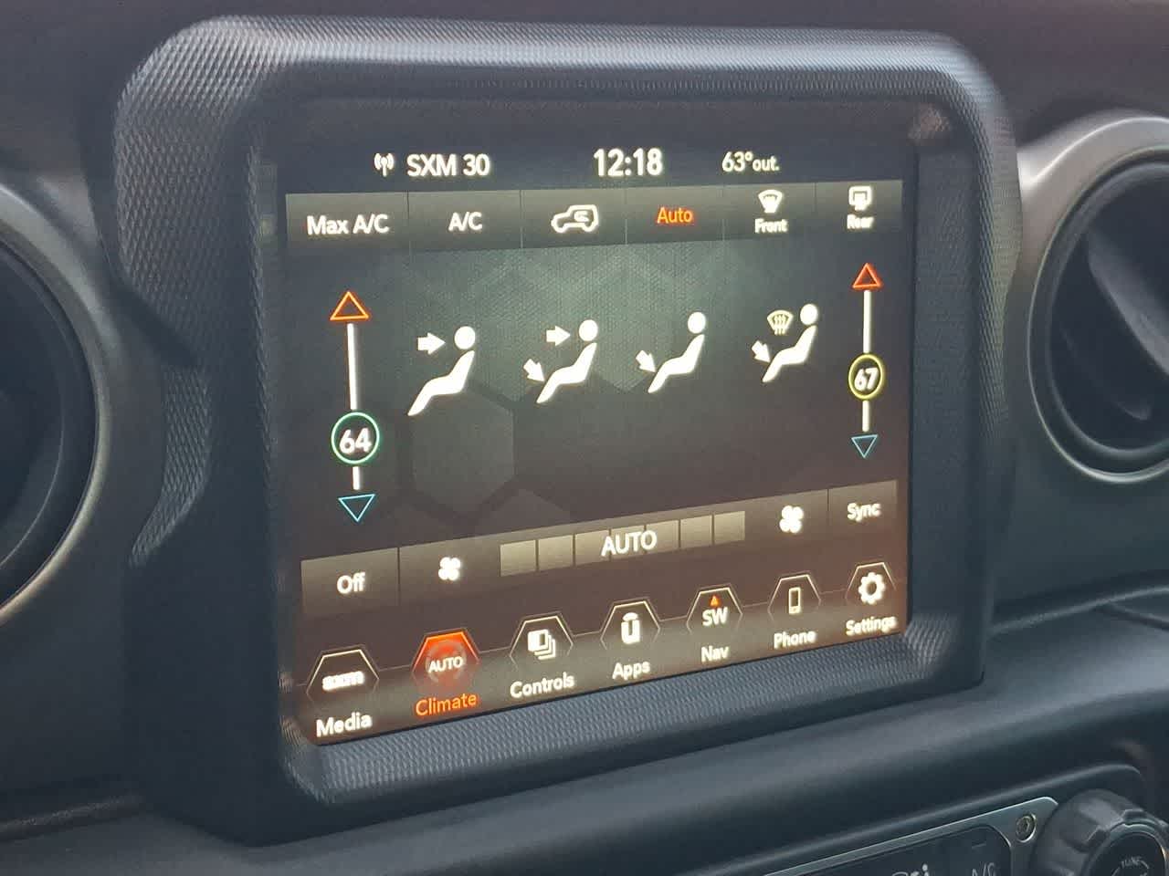 Thumbnail: 2021 Jeep Wrangler - 25