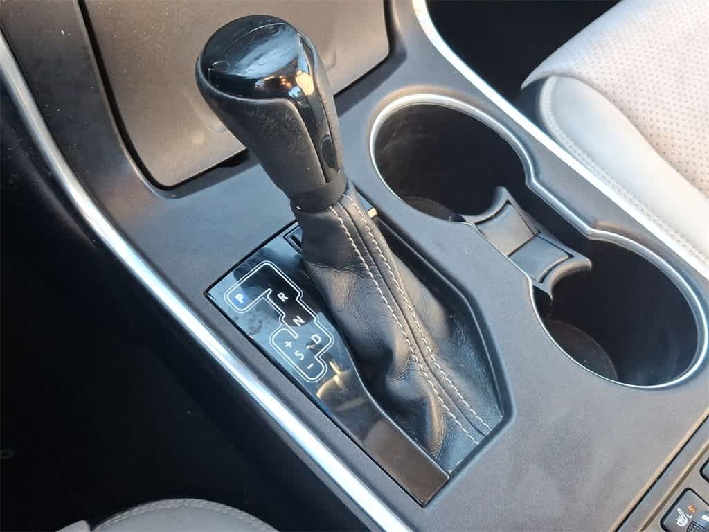 Thumbnail: 2015 Toyota Camry - 18