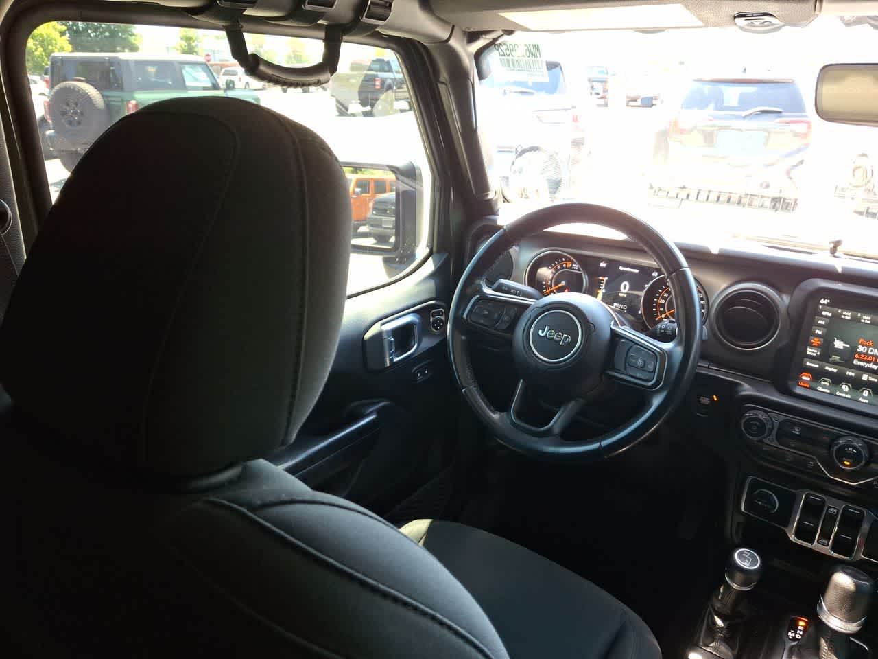Thumbnail: 2021 Jeep Wrangler - 15