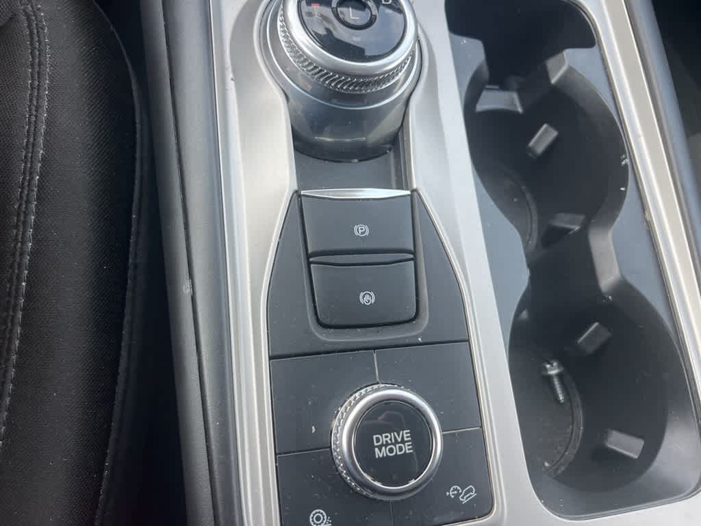 Thumbnail: 2022 Ford Explorer - 22