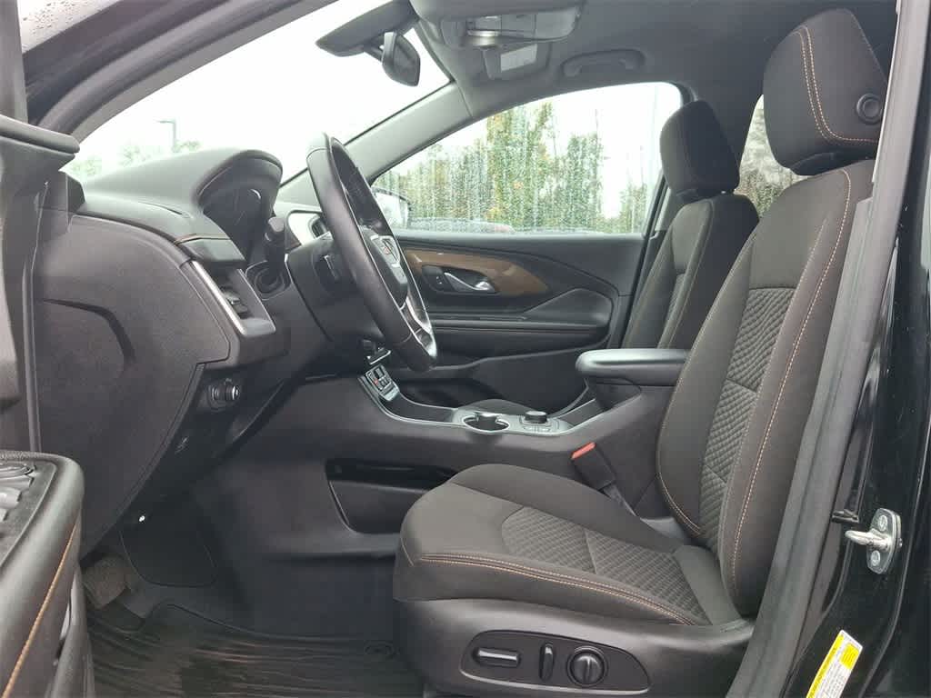 Thumbnail: 2018 GMC Terrain - 17