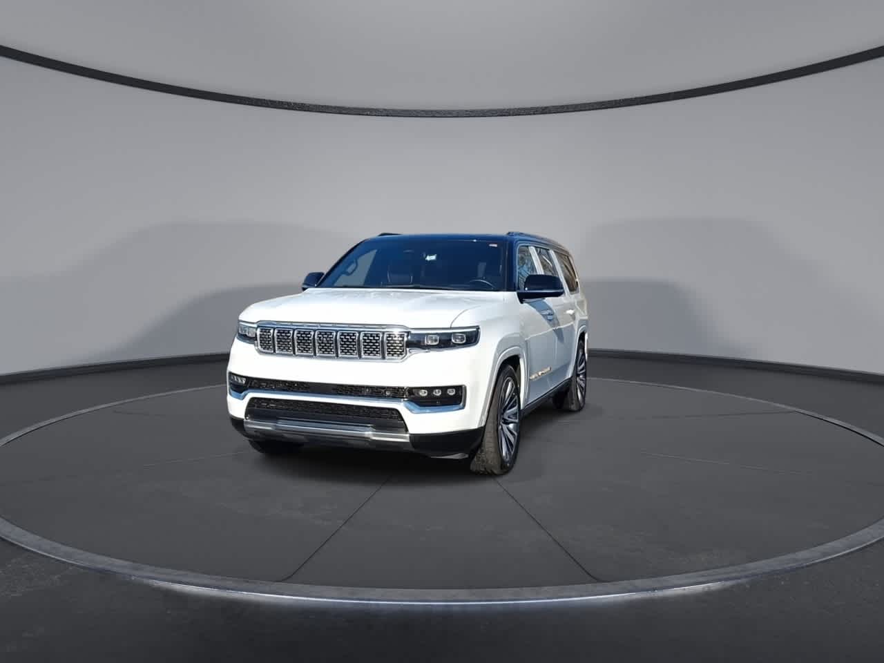 Thumbnail: 2024 Jeep Grand Wagoneer L - 3