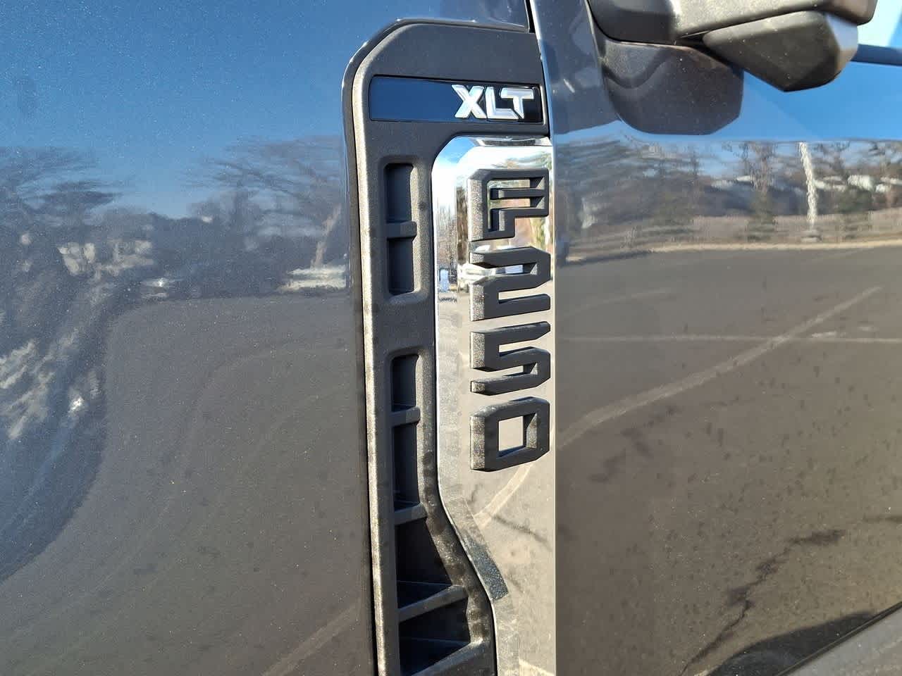 Thumbnail: 2025 Ford F-250 - 28