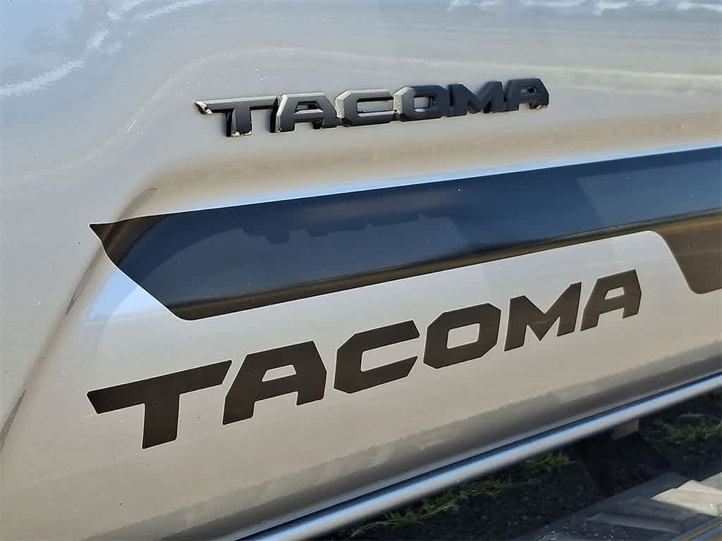 Thumbnail: 2019 Toyota Tacoma - 28
