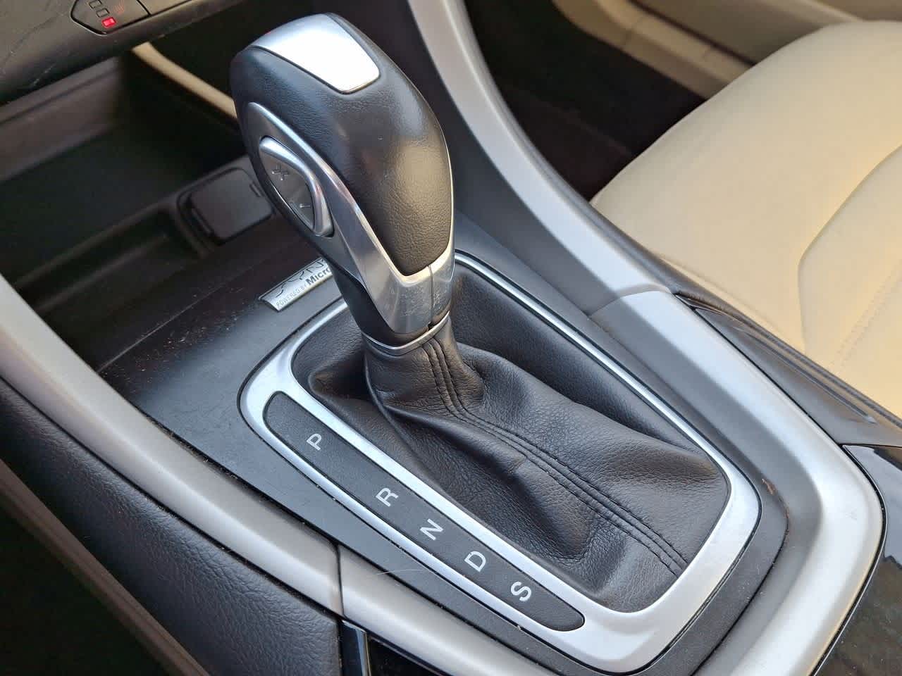 Thumbnail: 2013 Ford Fusion - 18