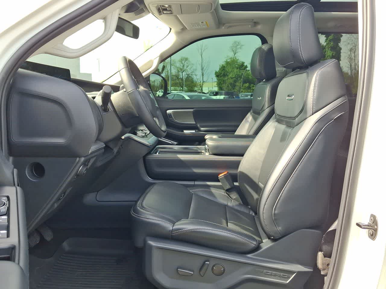 Thumbnail: 2025 Ford Expedition MAX - 16