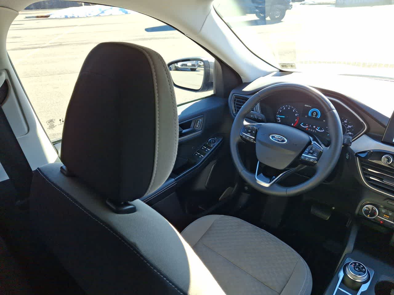 Thumbnail: 2022 Ford Escape - 15