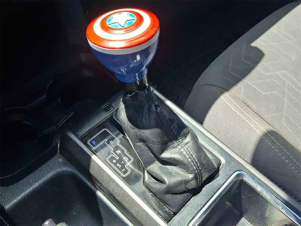 Thumbnail: 2019 Toyota Tacoma - 18