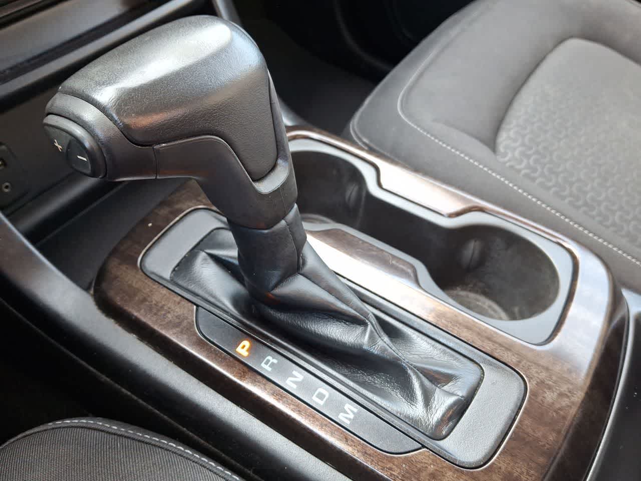 Thumbnail: 2016 GMC Canyon - 18