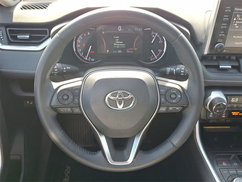 Thumbnail: 2019 Toyota RAV4 - 22