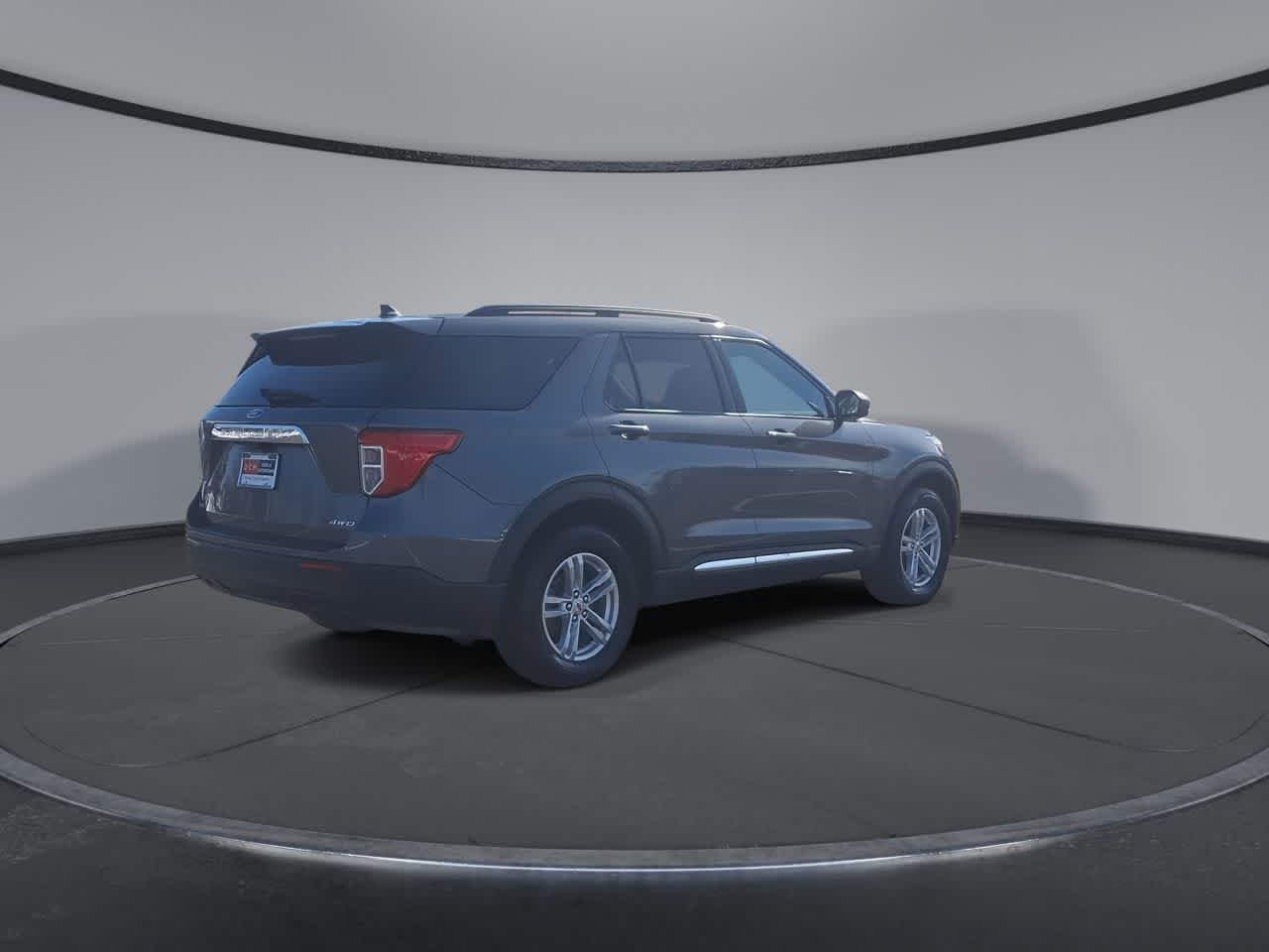 Thumbnail: 2023 Ford Explorer - 8