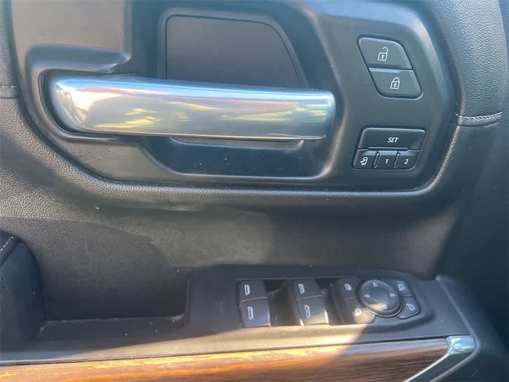 Thumbnail: 2021 Chevrolet Silverado 1500 - 12