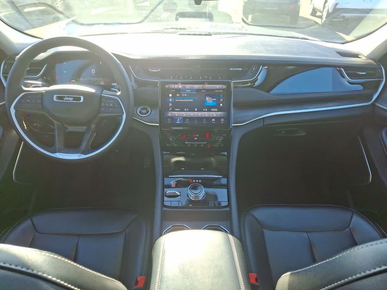 Thumbnail: 2024 Jeep Grand Cherokee - 10