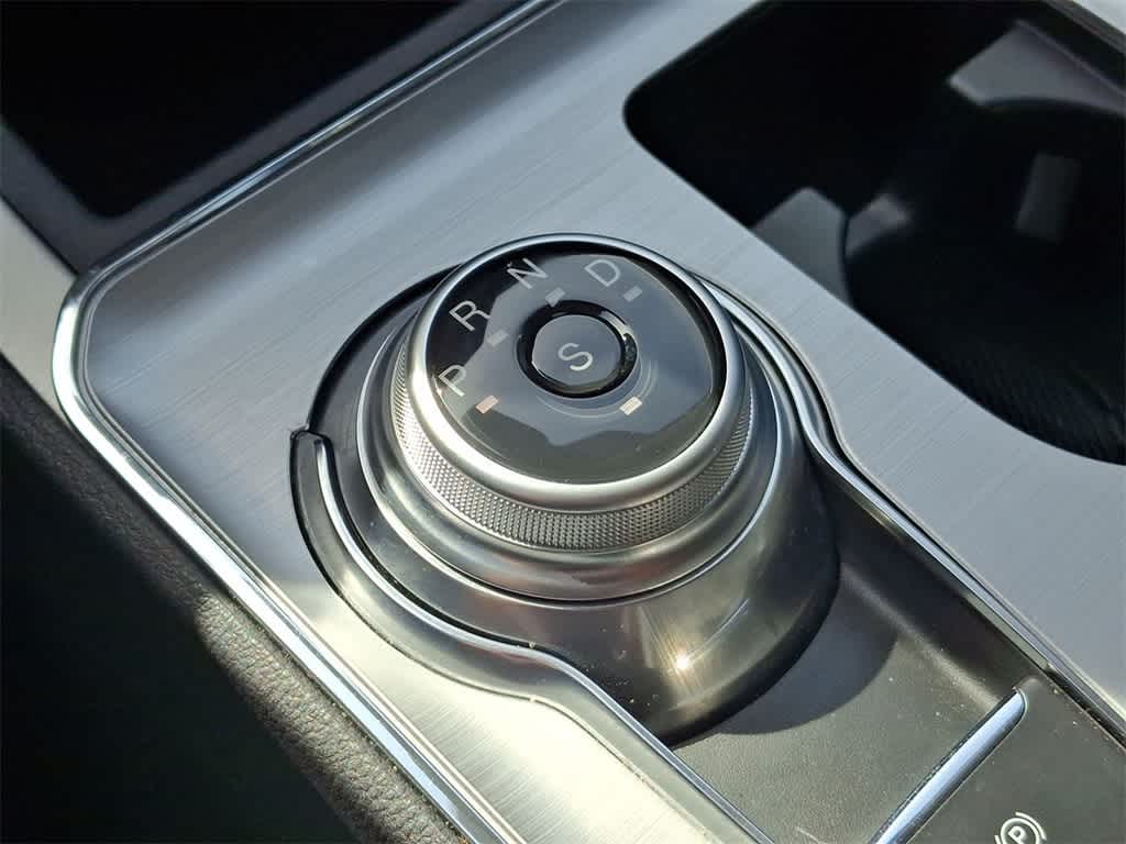 Thumbnail: 2022 Ford Edge - 18