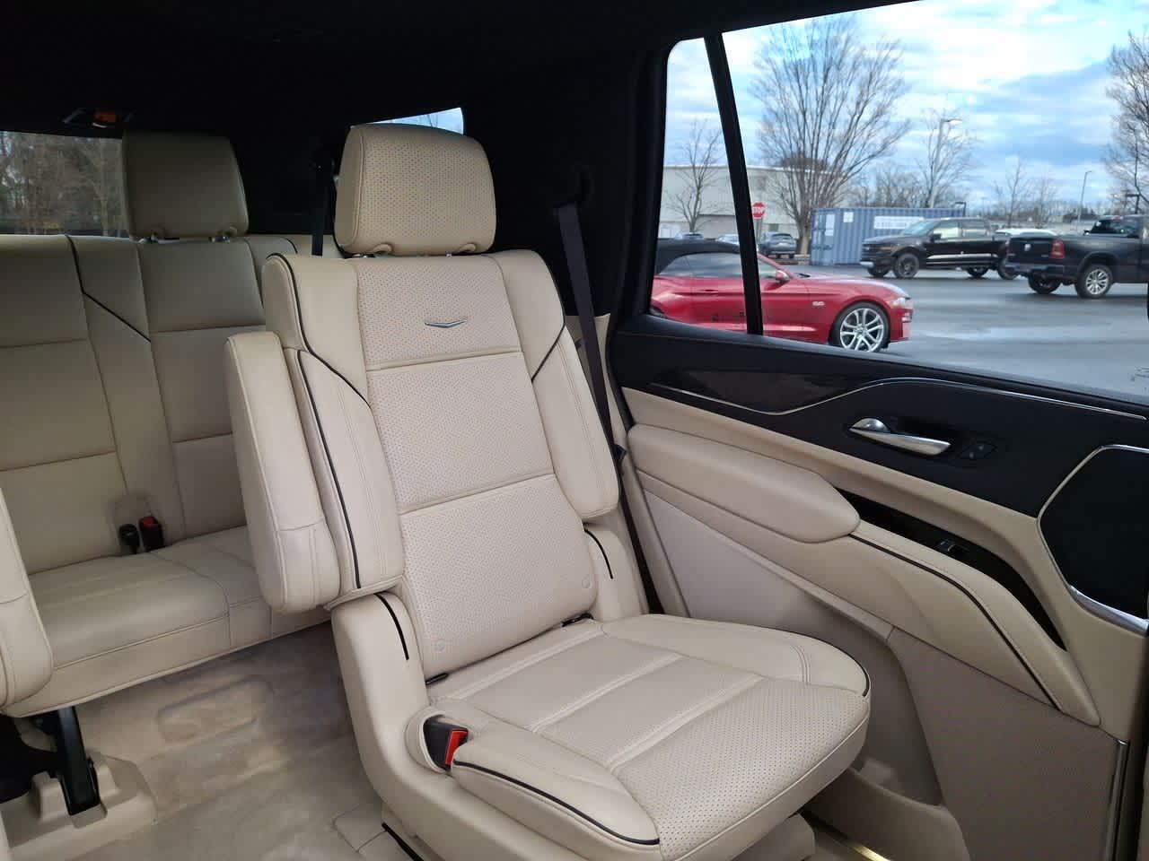 Thumbnail: 2024 Cadillac Escalade - 14