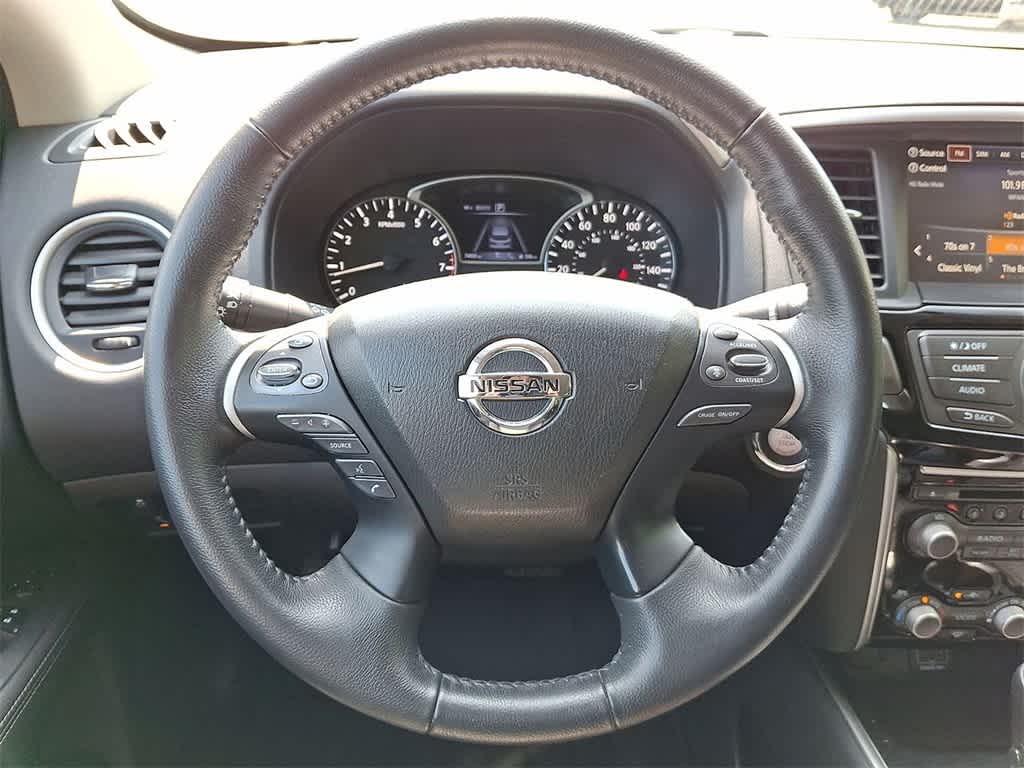 Thumbnail: 2020 Nissan Pathfinder - 16