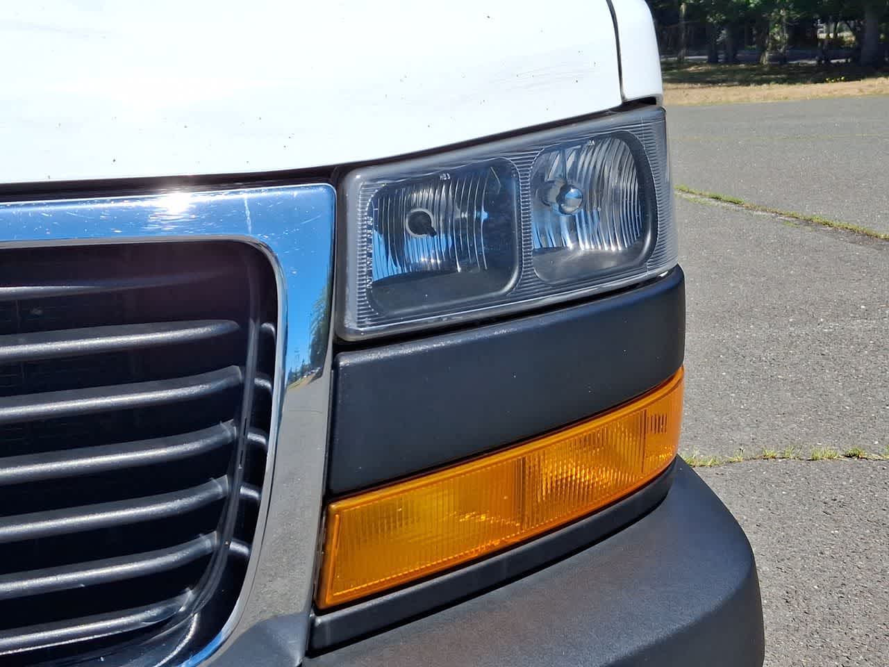 Thumbnail: 2019 GMC Savana - 29