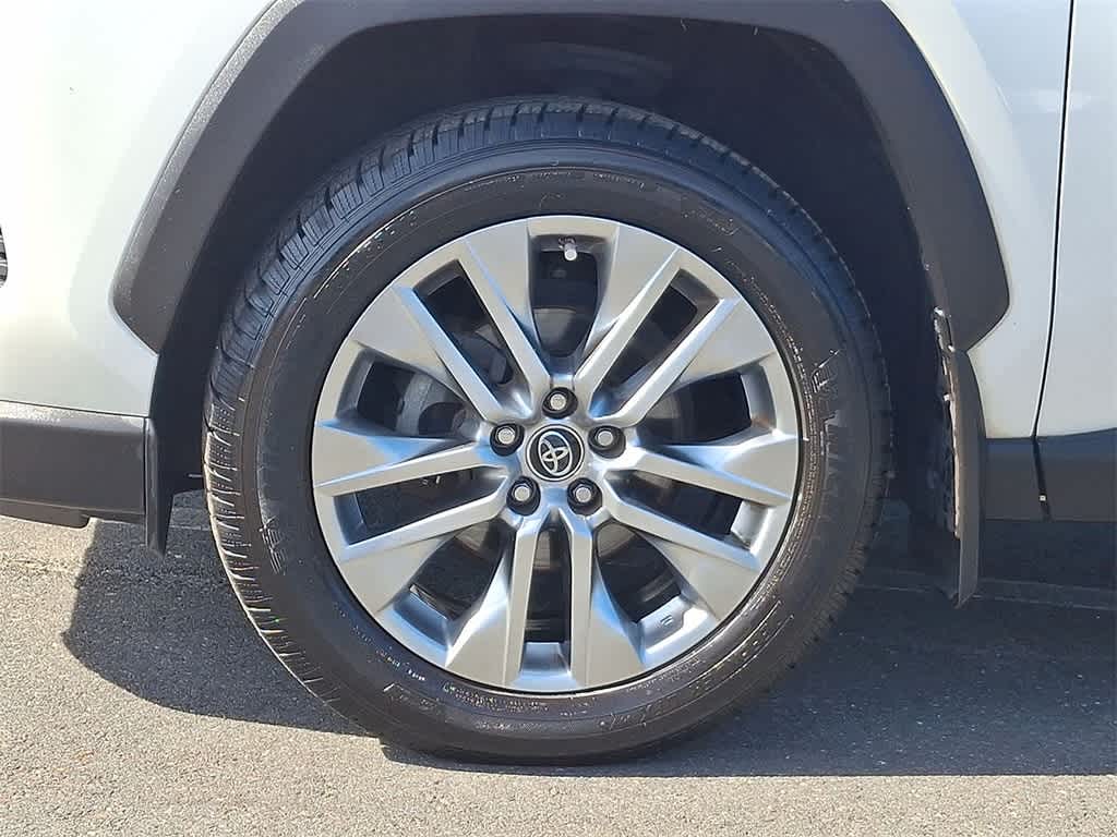 Thumbnail: 2019 Toyota RAV4 - 29