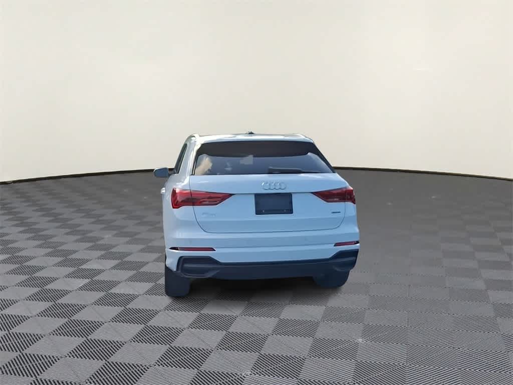 Thumbnail: 2024 Audi Q3 - 7
