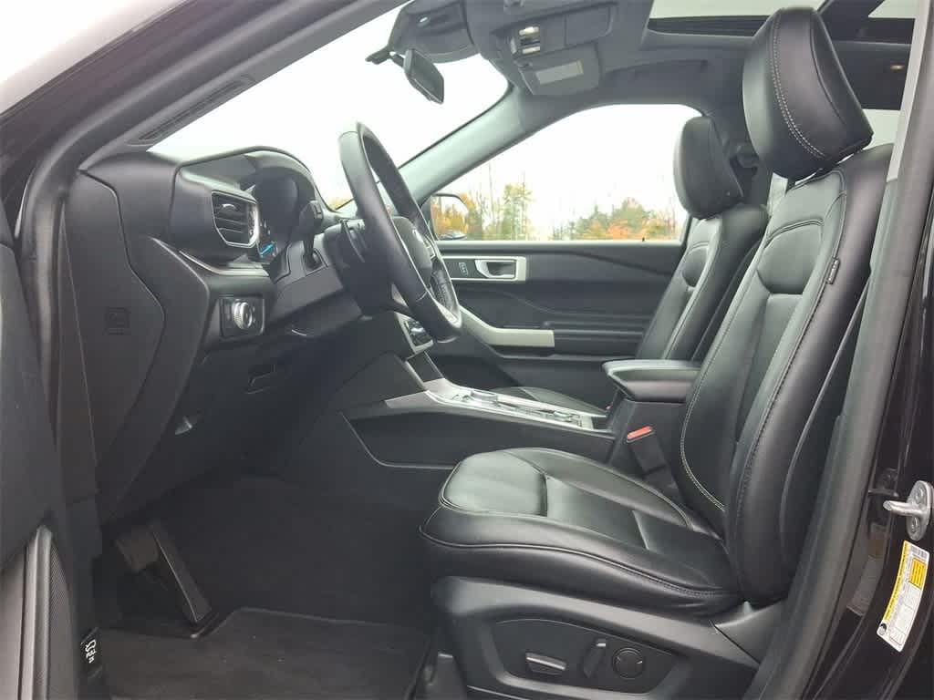 Thumbnail: 2020 Ford Explorer - 17