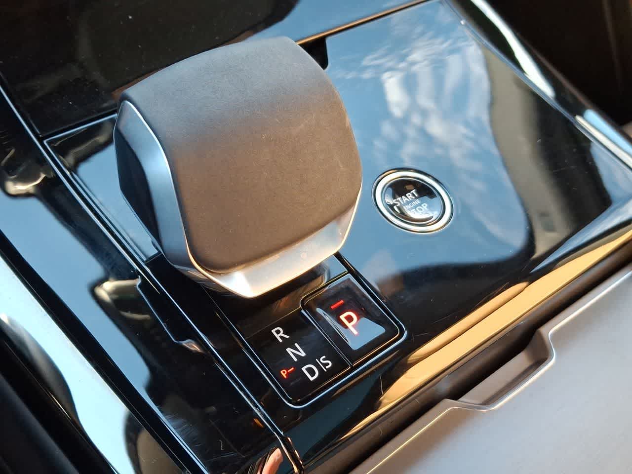 Thumbnail: 2025 Land Rover Range Rover Sport - 18