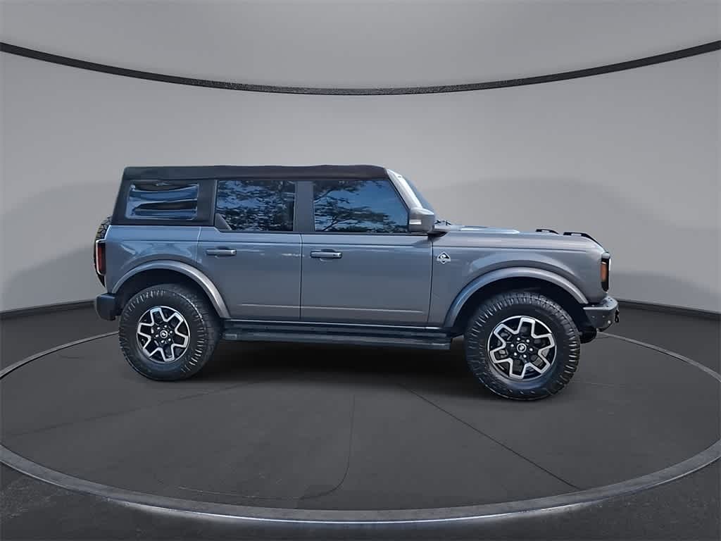 Thumbnail: 2021 Ford Bronco - 9