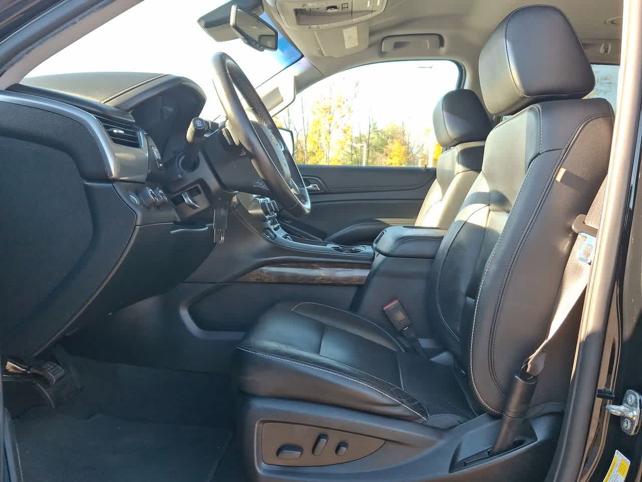 Thumbnail: 2020 Chevrolet Suburban - 17