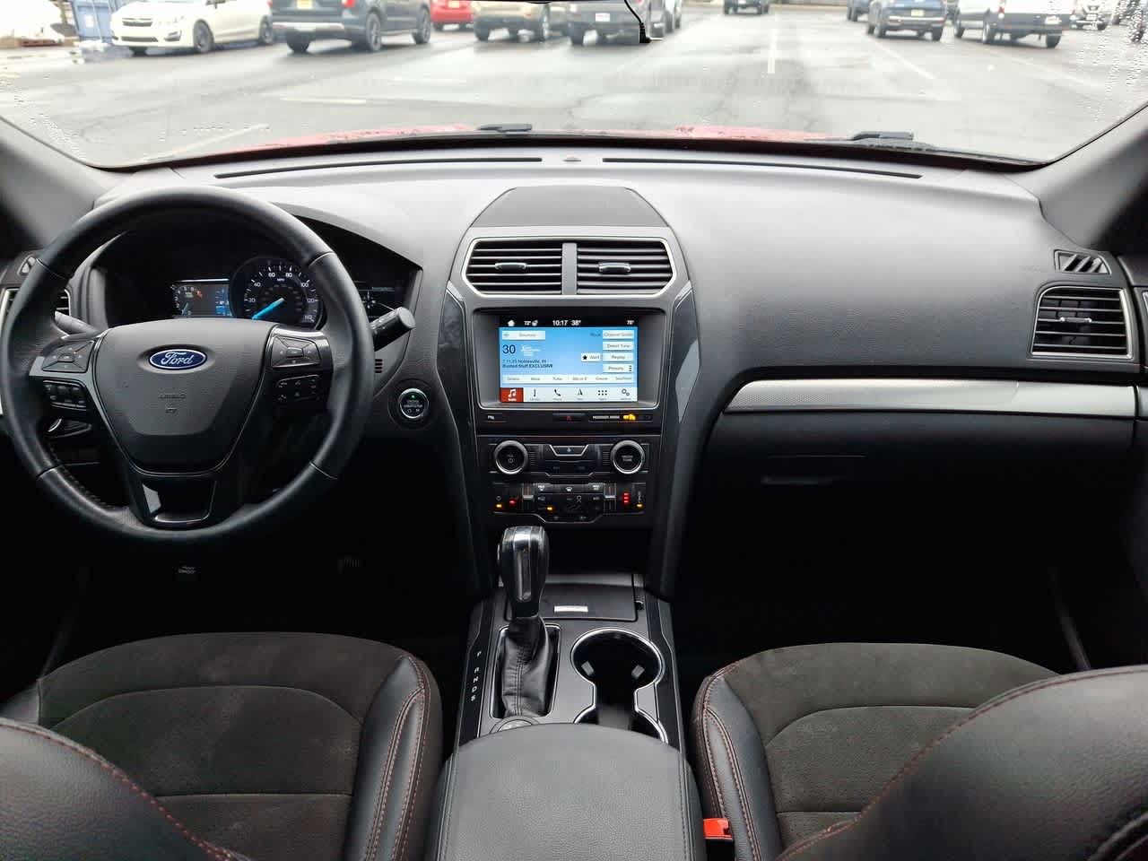 Thumbnail: 2018 Ford Explorer - 10